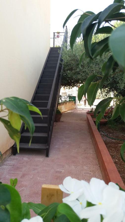 Le Terrazze Villa Carini Bagian luar foto